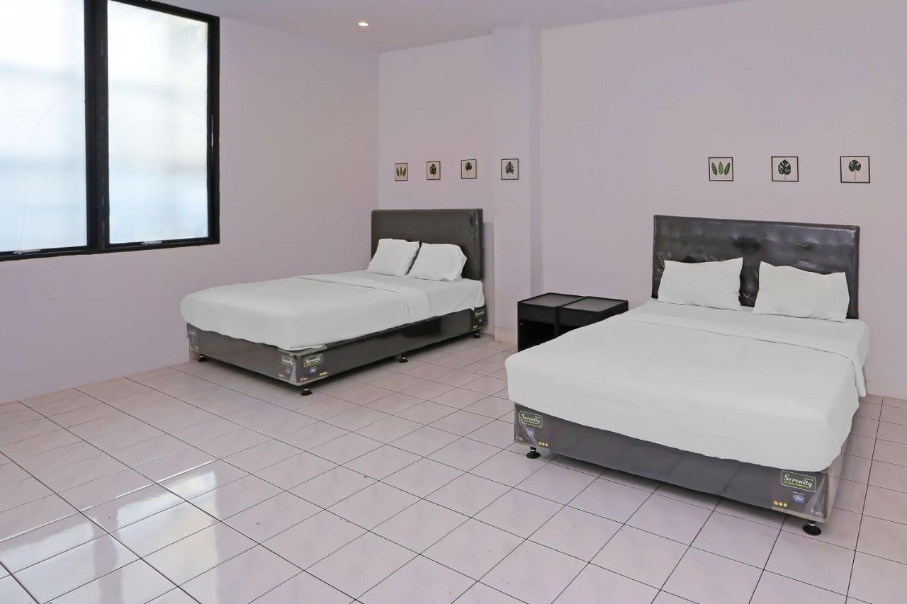 Collection O 92739 Hotel Pintu Besar Джакарта Екстер'єр фото