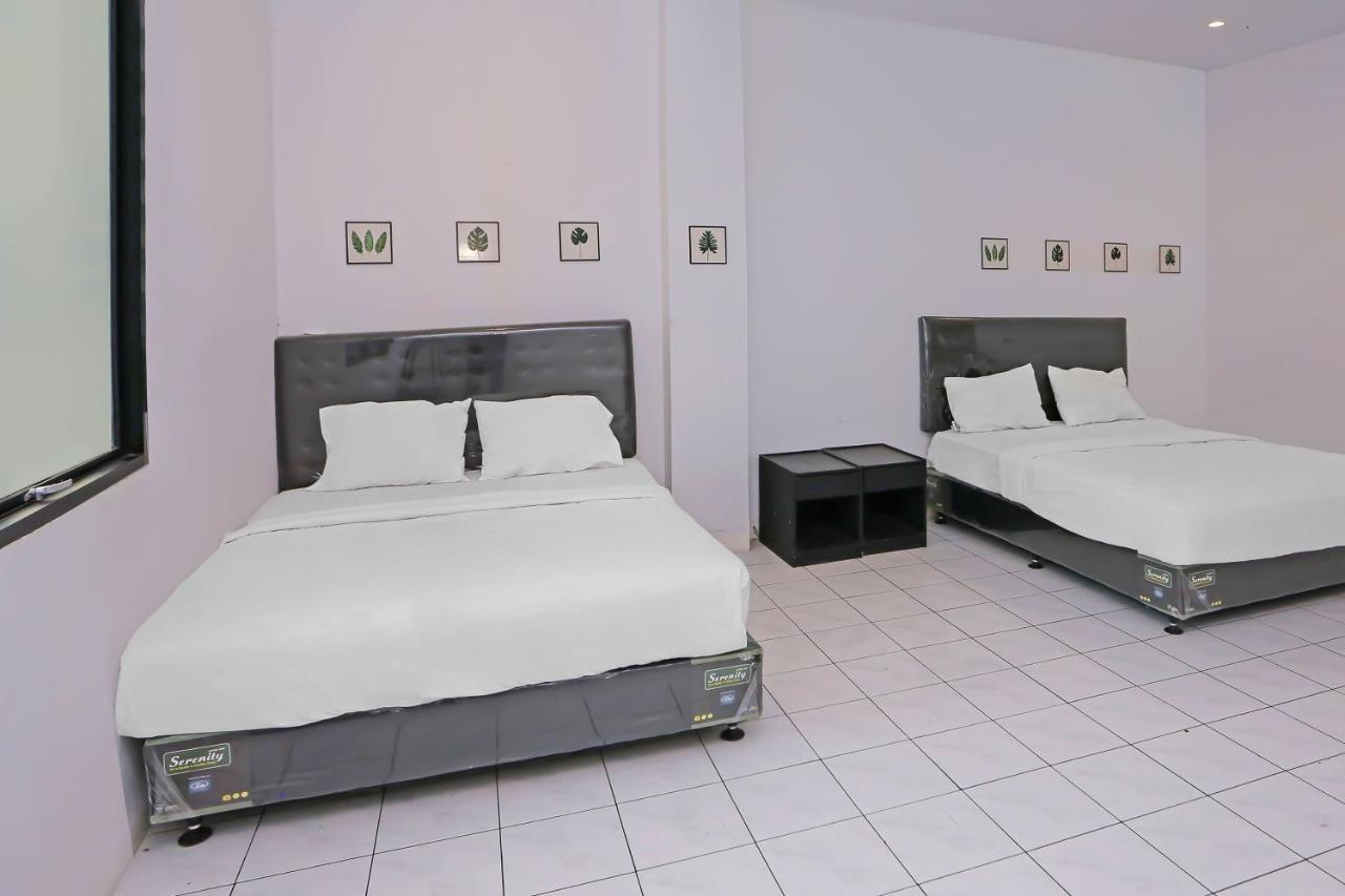 Collection O 92739 Hotel Pintu Besar Джакарта Екстер'єр фото