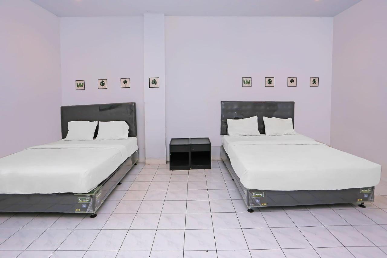 Collection O 92739 Hotel Pintu Besar Джакарта Екстер'єр фото